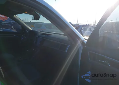 2019 Volkswagen Atlas 3.6L V6 Se W/Technology R-Line из США, поврежденный, VIN 1V2XR2CA6KC619402